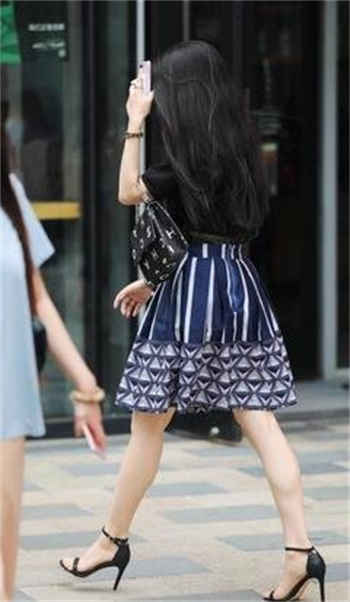 训服年轻的媳妇中文