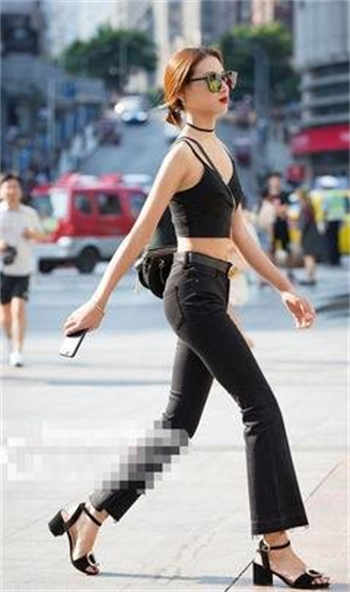 男女亲嘴片视频爱奇艺