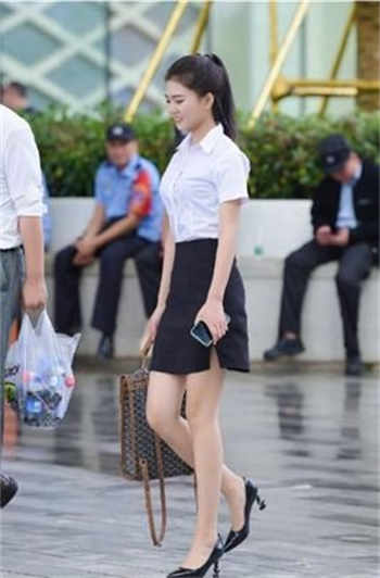爱情公寓之肆意飞扬女主