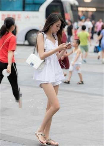 迷乱的学姐 全文阅读