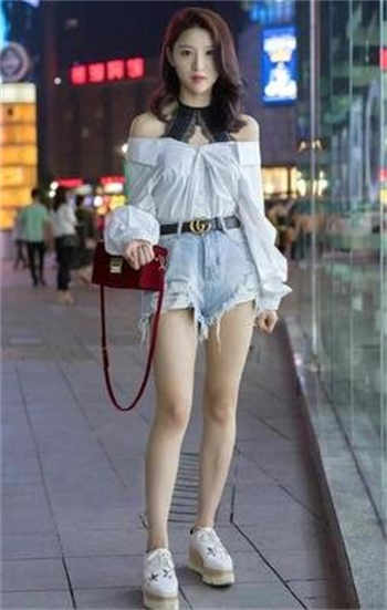 侵犯睡着的妹妹 1