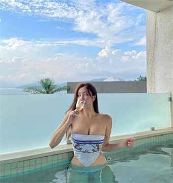 顾湛时意重生
