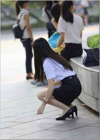 qq吃瓜群怎么加