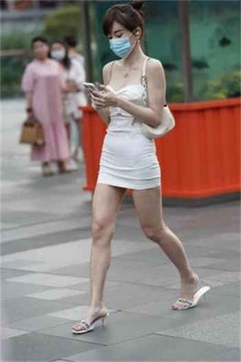 男生斯女生的衣服视频
