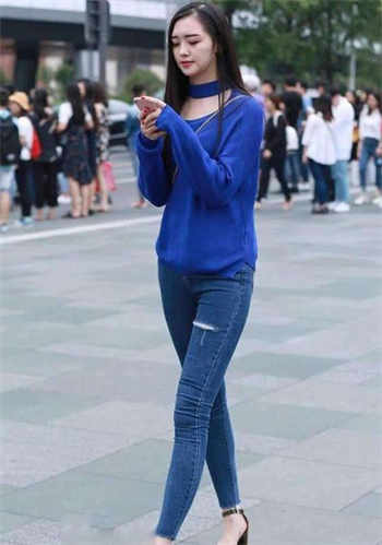 男女热吻最激烈体视频