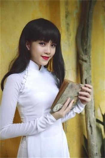 老师尿急拉链拉不开了