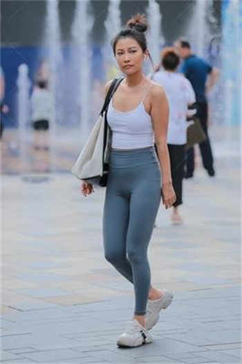 征服师母短篇
